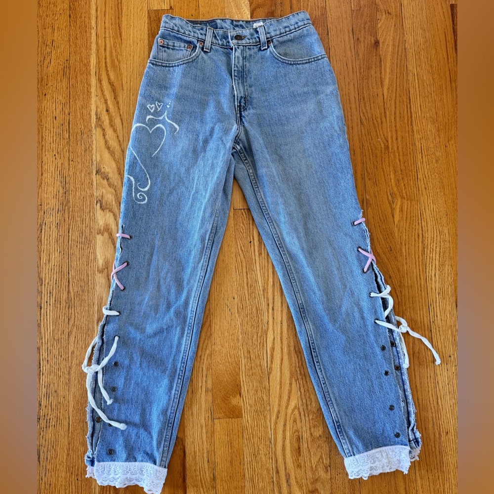 Levi’s Custom Lace-Up Painted 550 Jeans Women’s 5